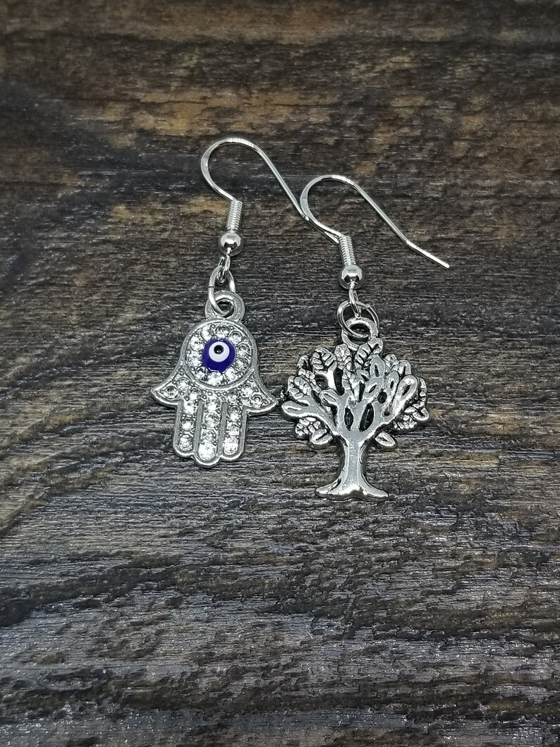 So Chic Jewels 925 Sterling Silver Hamsa Ear Studs So Chic Jewels 925 Sterling Silver Hamsa Ear Studs