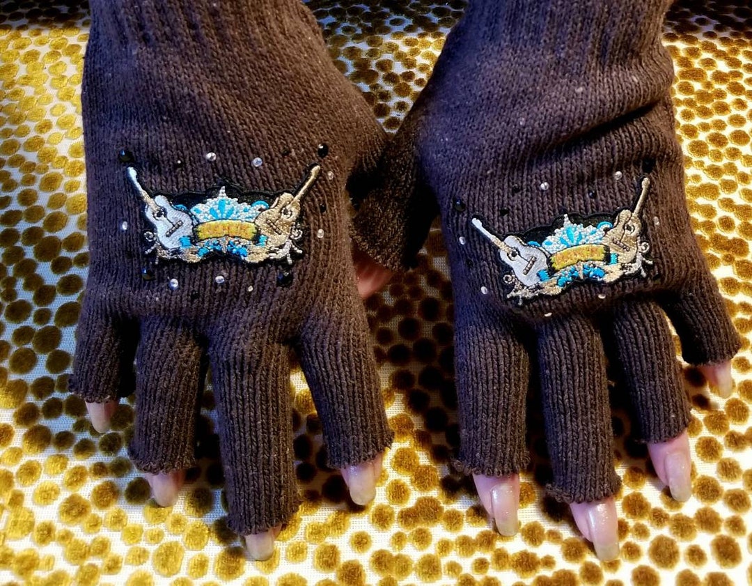 Rockin Fingerless Gloves Rocknroll Embroidered Guitars