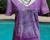 Amazing hippie tie dye sugarskull hologram sequin V-neck tee gorgeous cold shoulder festival punk rocker awesome fabulous purple tattoos