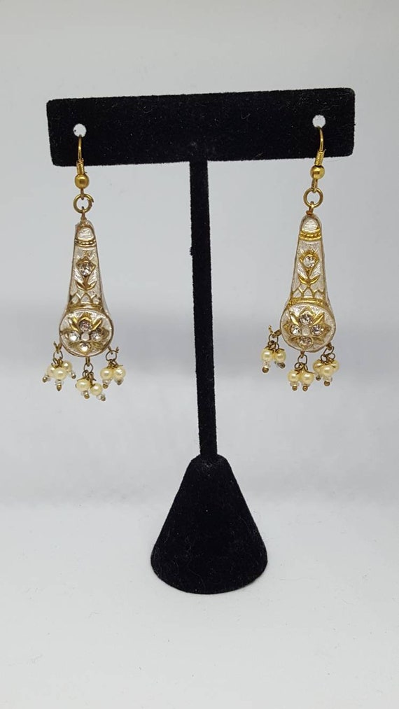 Gorgeous unique vintage earrings white & gold bak… - image 5