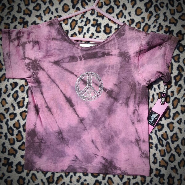 Awesome kids tie dye tee peace sign rhinestones hippie boho punk rocker festival wear bling cold shoulder gorgeous tribe childs size amazing