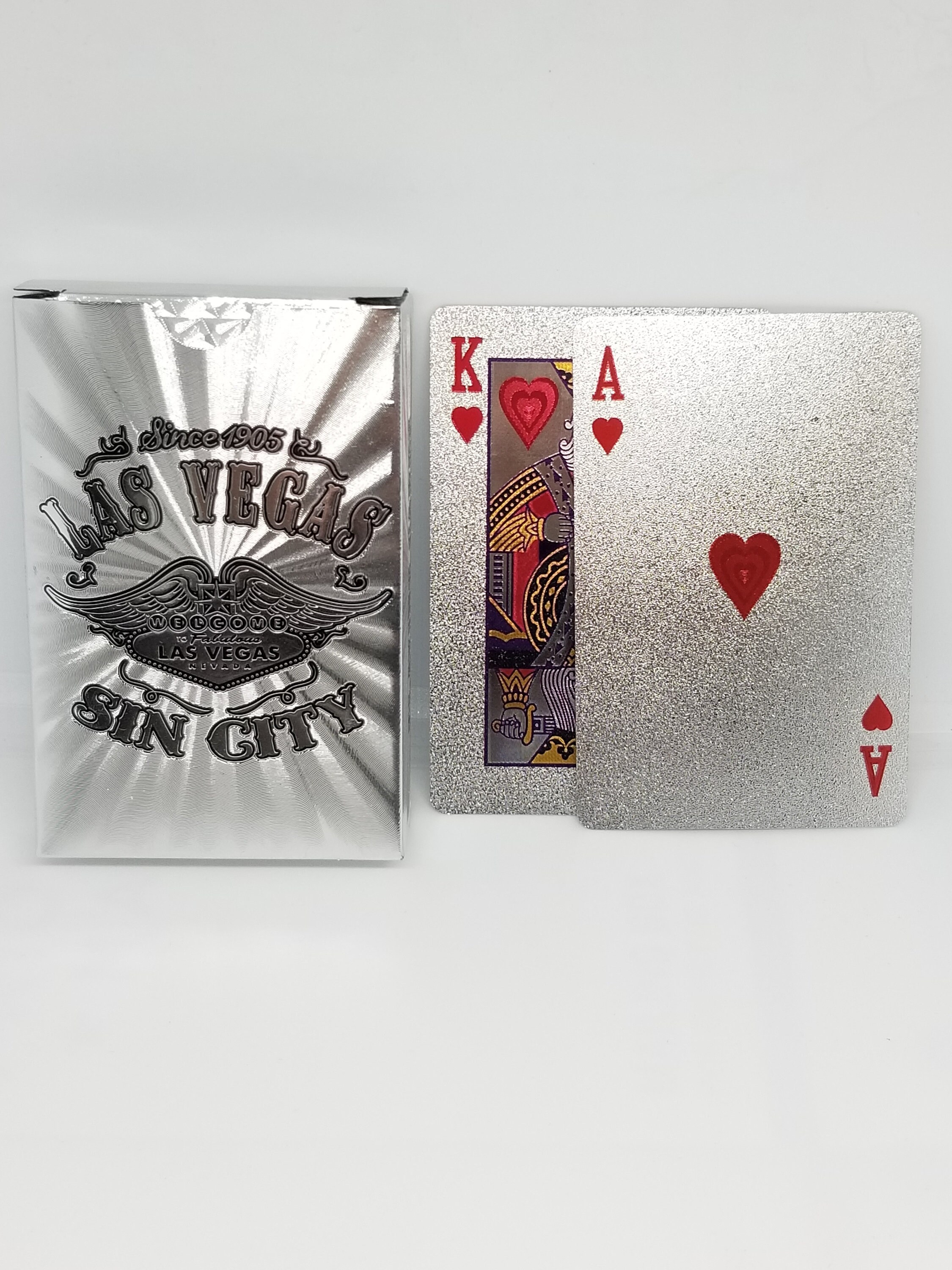  Las Vegas Welcome to Fabulous Playing Cards in Shiny Silver  (FOIL) : Toys & Games