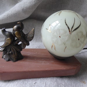 French art deco lamp marble base. ( post to USA suspended until further notice)