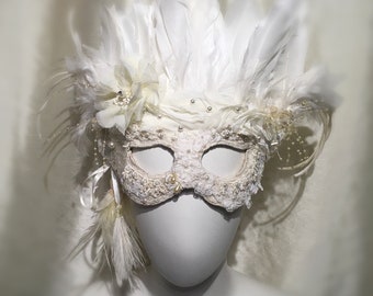 Ivory Feather and Lace Masquerade Soft Fabric Mask Venetian Masquerade Ball/Wedding, Masquerade party