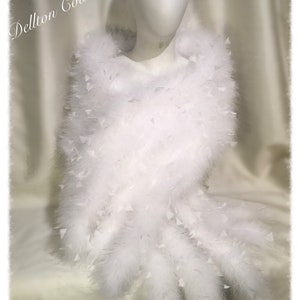 Ostrich feather and tulle Ivory Bridal Jacket Trouwen Kleding Schouderbedekking & Boleros Shrug 36-40 inch Chest One of A Kind 