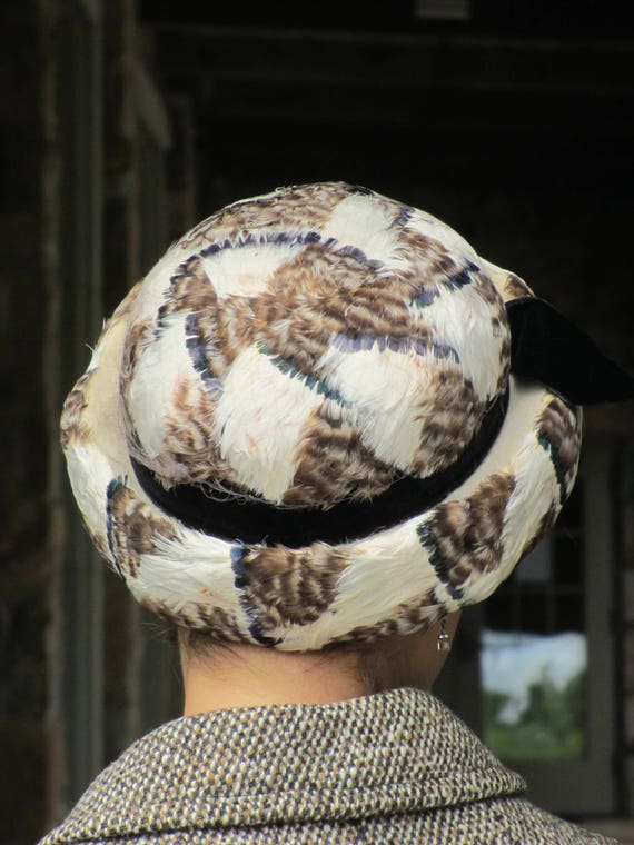 1950s 1960s Brown & White Feather Bowler Hat - St… - image 1