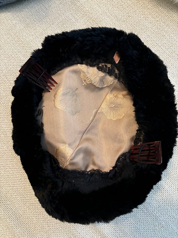 1950s 1960s Black Fur Pillbox Hat Beret - Etsy display picture 1