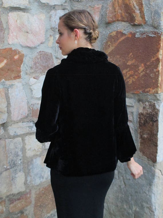 1910s 1920s Black Silk Velvet Flapper Jacket
