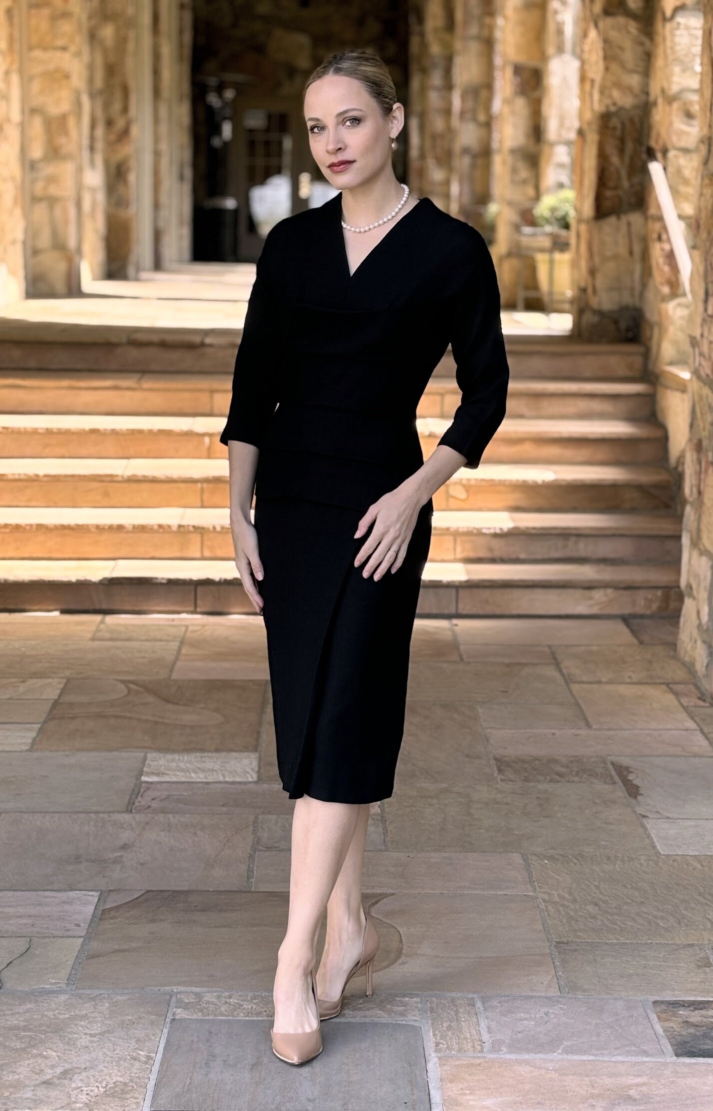 1940s 1950s Dorothy O'hara Gorgeous Black Short Sleeved Cocktail