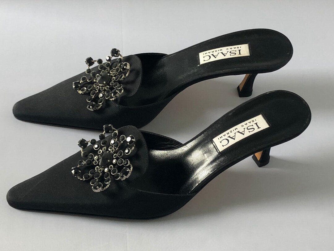 1990s Isaac Mizrahi Black Kitten Heels Shoes With Flower Jewels