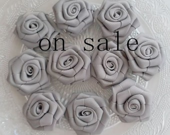 10 Handmade Gros Grain Ribbon Roses (1.5 inch) Lt Gray My-750-01 Ready to shop