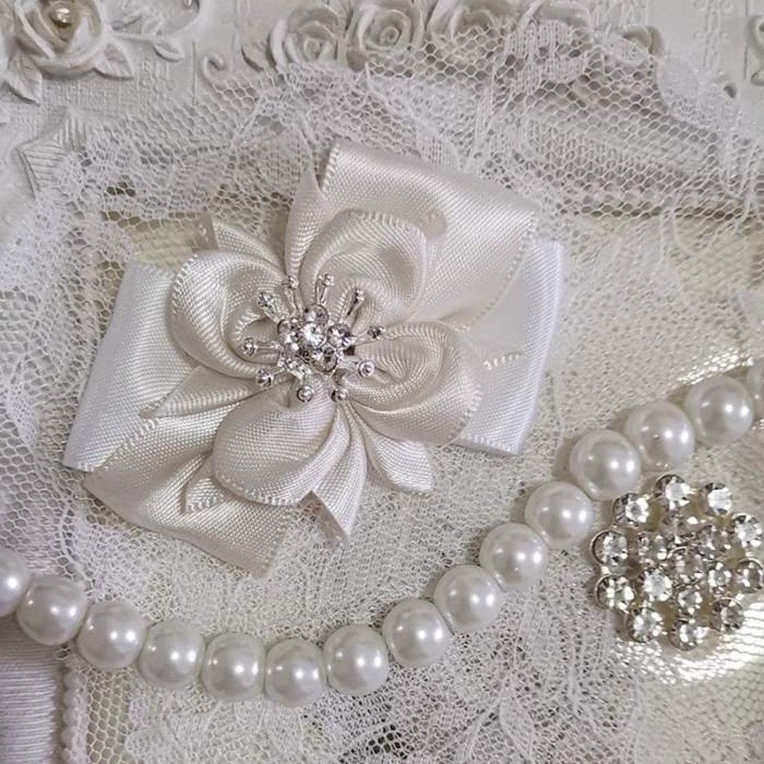 Handmade Satin Ribbon Bow With Rhinestone in Autique White and White