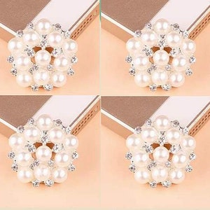 4 Flat Back Pearl and Rhinestone Button Embellishment (21*21mm) DT-310