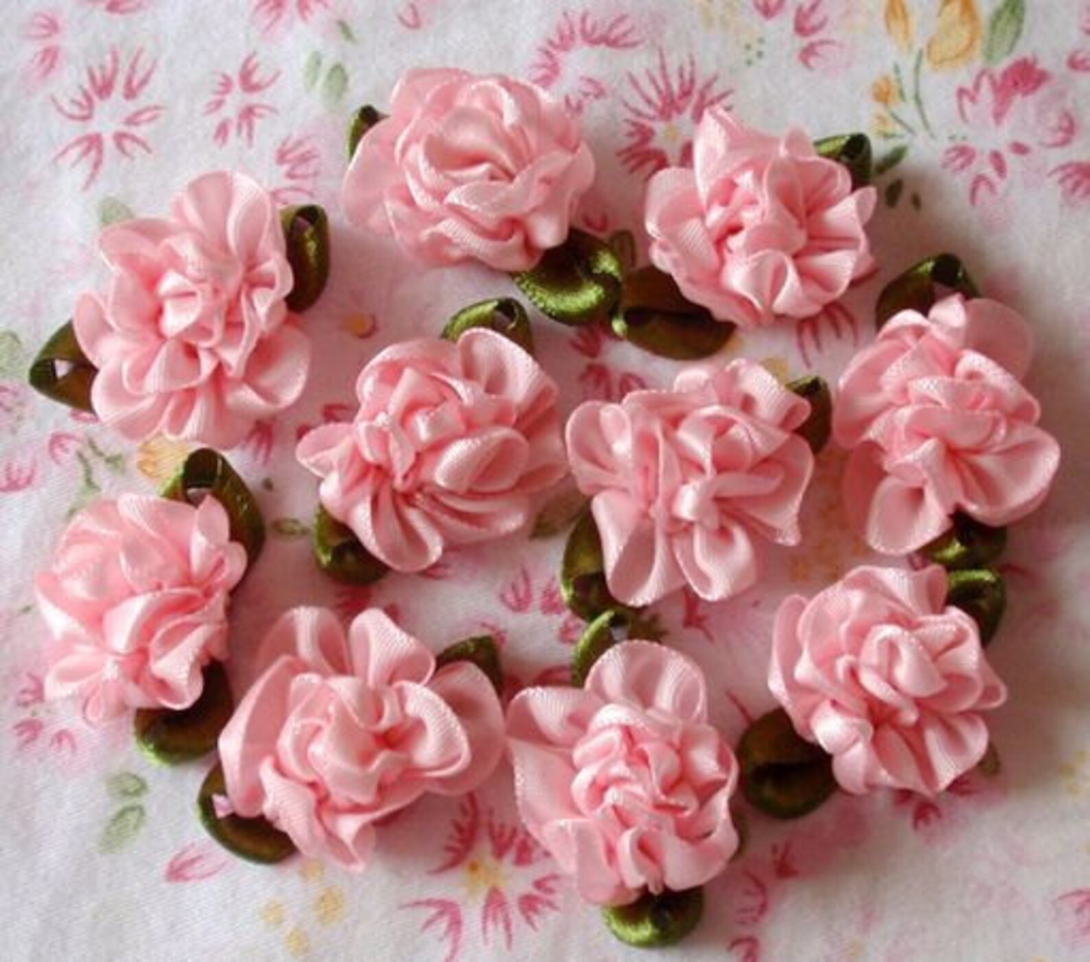 10 Handmade Ribbon Flowers With Leaves 1 Inch in Rose Mauve Etsy