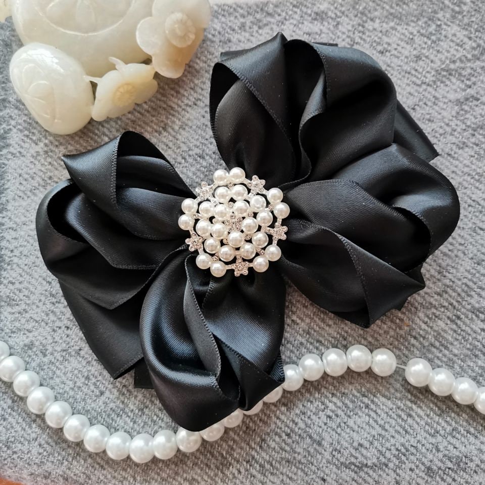 Black Pearl Hair Bow - Etsy display picture 3