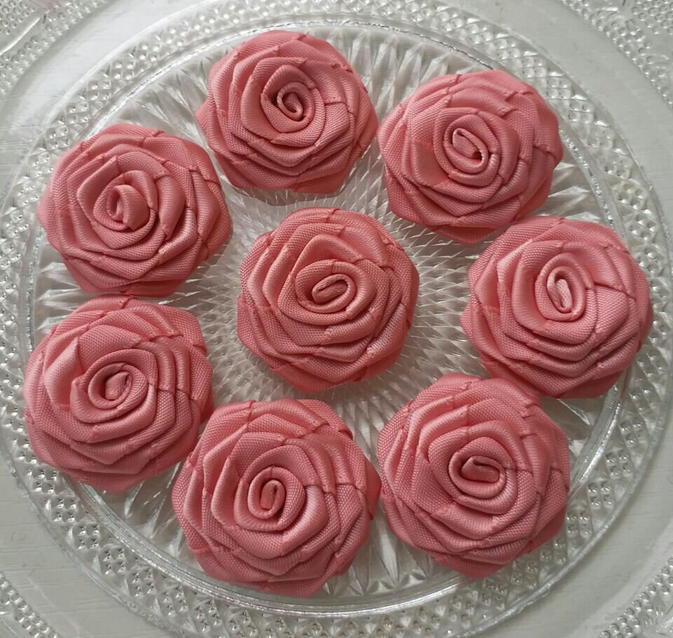 Round Ribbon Roses 8 Handmade Ribbon Roses (1-1/4 Inches) in Dusty Rose and Have Over 150 ...