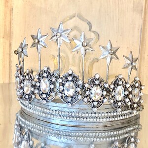 Embellished Metal crown, crown decor, silver tiara, Mediterranea Design Studio, princess tiara, french crown, cake topper, french tiara image 3
