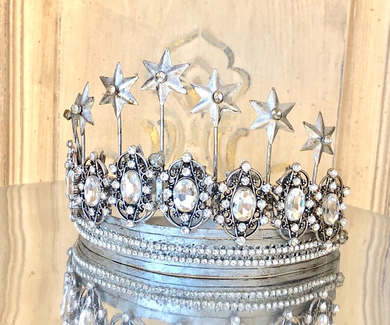 Embellished Metal crown, crown decor, silver tiara, Mediterranea Design Studio, princess tiara, french crown, cake topper, french tiara image 3