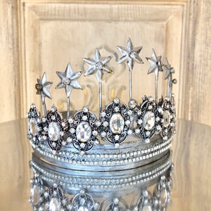 Embellished Metal crown, crown decor, silver tiara, Mediterranea Design Studio, princess tiara, french crown, cake topper, french tiara image 5