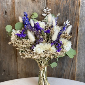 Lavender Mini Dried Flower Bouquet // White Bunny Tail Bouquet // Blue &  White Dried Flowers // Scented Flowers // Wedding Table Decorations 