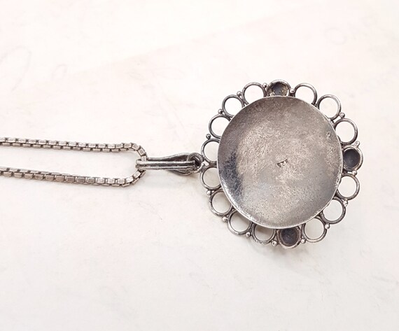 Vintage Sterling Silver Pearl Circle Pendant Neck… - image 4