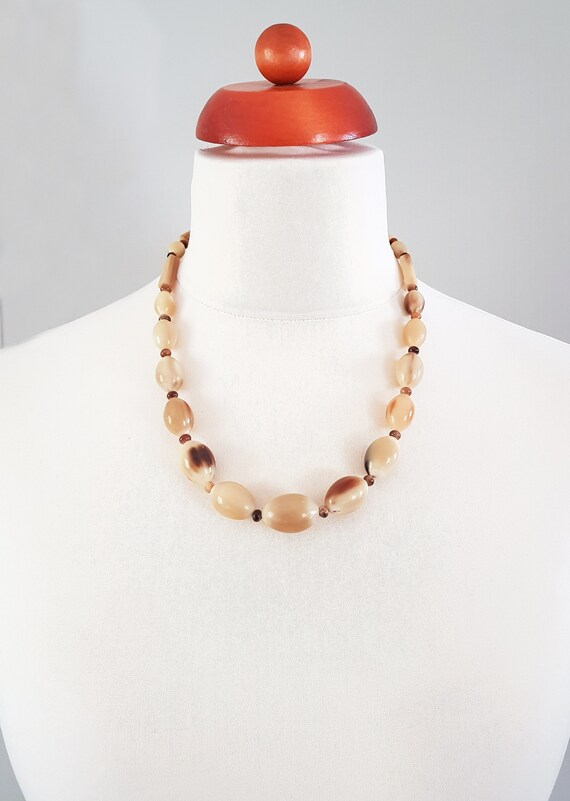 Collier Perles En Corne De Bovin Vintage Années 50-70 - Couleur Beige/marron, Occasion