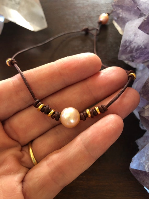 Knotted Leather Pink Pearl Choker