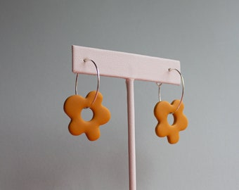 Flower Power Hoops - Mustard