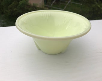 Vtg Akro Agate Depression Glass -  3 Footed Flared Bowl Yellow #340 Nasturtium Bowl - #14