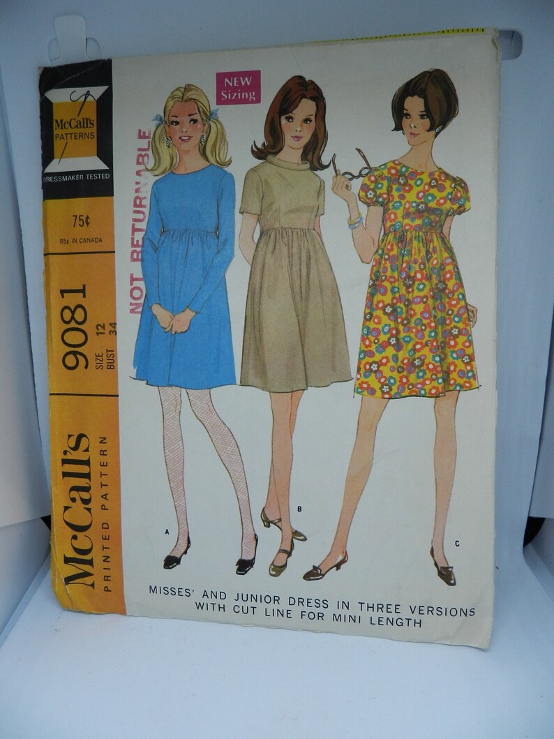 9081 McCall/'s 1967 Vintage Pattern Misses/' and Junior Dress in Three Versions Size 12 Bust 34