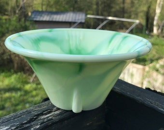 Vtg Akro Agate Depression Glass -  3 Footed Flared Bowl in Green and White #340 Nasturtium Bowl - #11