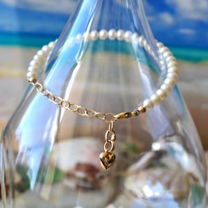 4.5 mm Freshwater Pearl and 14K Solid Yellow Gold Bracelet 7.5 to 8.5 Inches with 14K Yellow Gold Heart