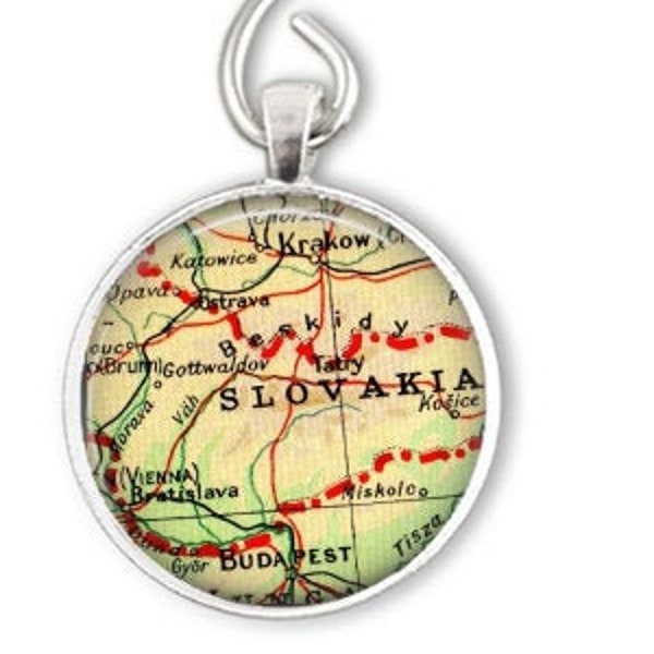 Slovakia Ornament or Slovakia keychain, Europe Ornaments, Slovakia Gifts, Slovakia Ornament, Slovakia Key Chains, Gifts Under 20