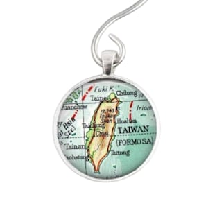 Taiwan Map Ornament: Vintage Style Travel Gift
