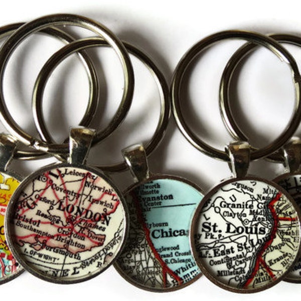 Personalized map keychain, Custom keychains, Fathers Day, Mens Gift, Custom husband gift, Anniversary Gift, Key Chain, Dad gift for him, Man