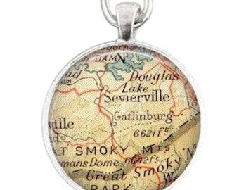Gatlinburg Tennessee Map Ornament: Vintage Sevierville Gift