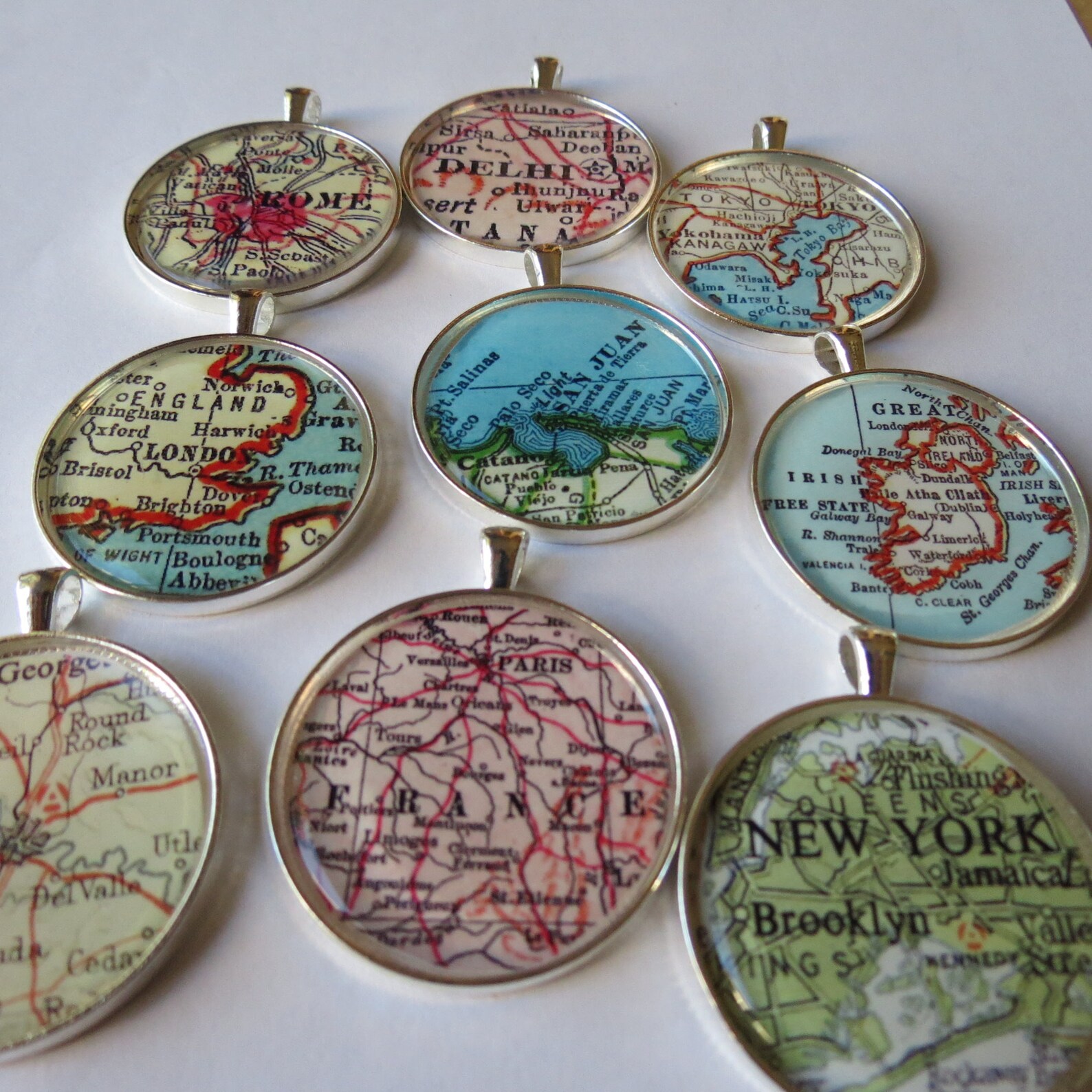 Customized Christmas Gift Sets Under 30 Personalize Ornament Etsy