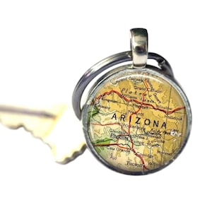 Arizona Map Keychain - Custom Personalized Location Gift - Vintage Arizona Map Keychain: Phoenix, Tucson, Flagstaff