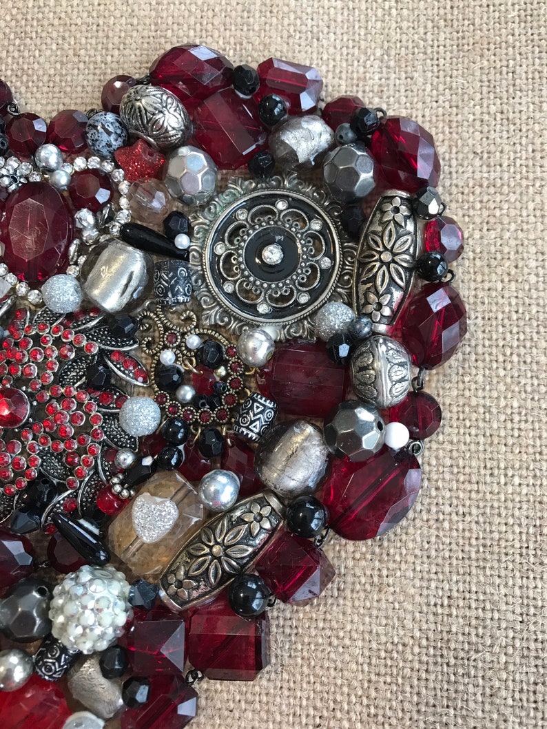 Heart jewelry art picture