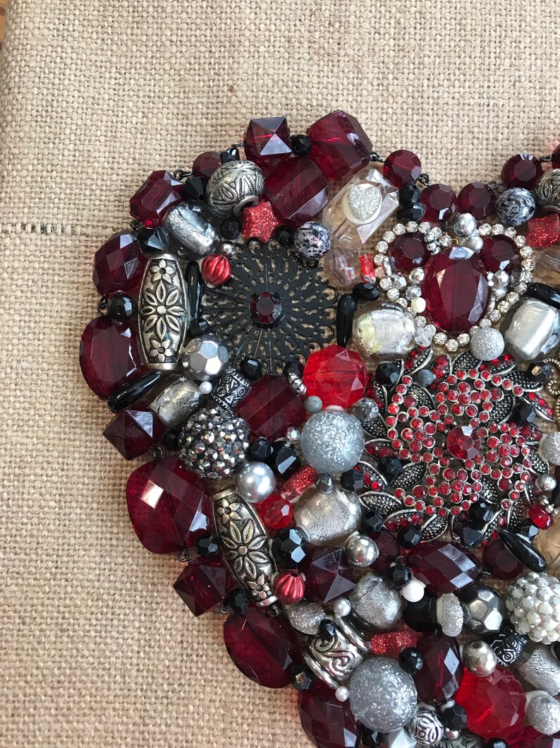 Heart jewelry art picture