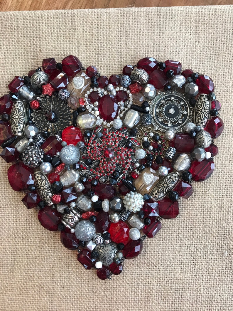 Heart jewelry art picture