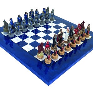 KING ARTHUR: Handpainted Chess Set with Luxurious Briar Erable Wood Chessboard