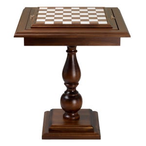 Mesa de ajedrez de madera de haya italiana de calidad con tablero de alabastro