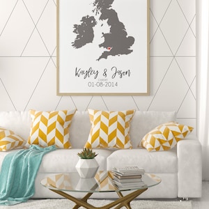 Carte du Royaume-Uni avec dates spéciales et coeur, impression personnalisée de décoration murale avec 10 nouveaux styles