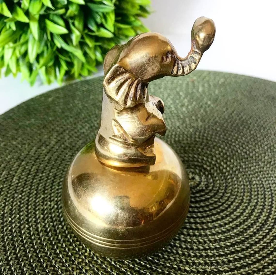 Vintage Brass Bell Elephant Bell Brass Home Décor Collectible Etsy