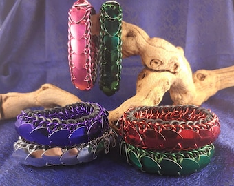 Pulsera de espalda de dragón escamado