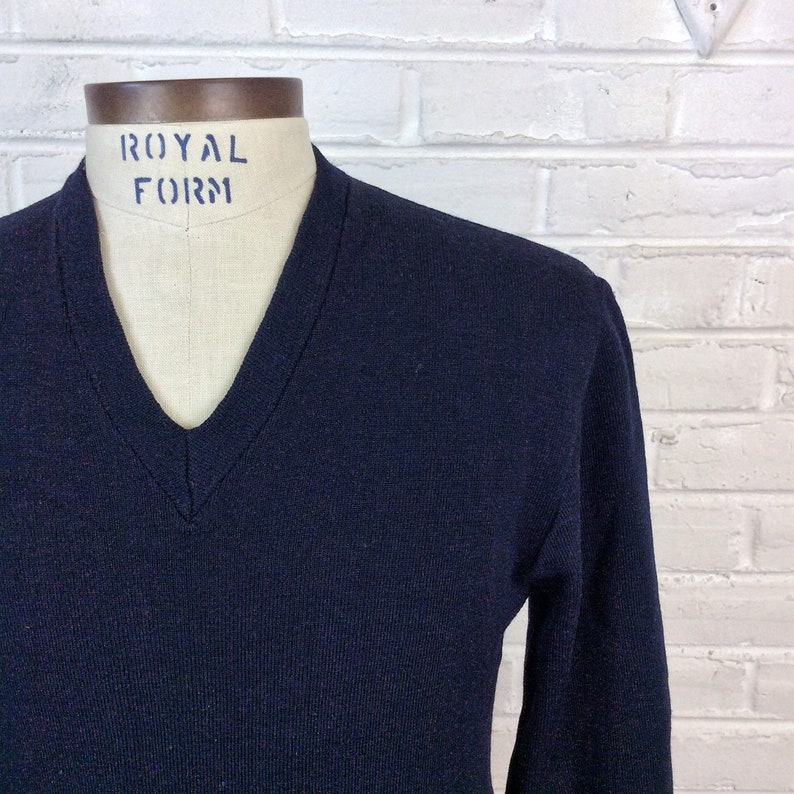 Size 2 Vintage Swedish V Neck Military Navy Sweater #3 M