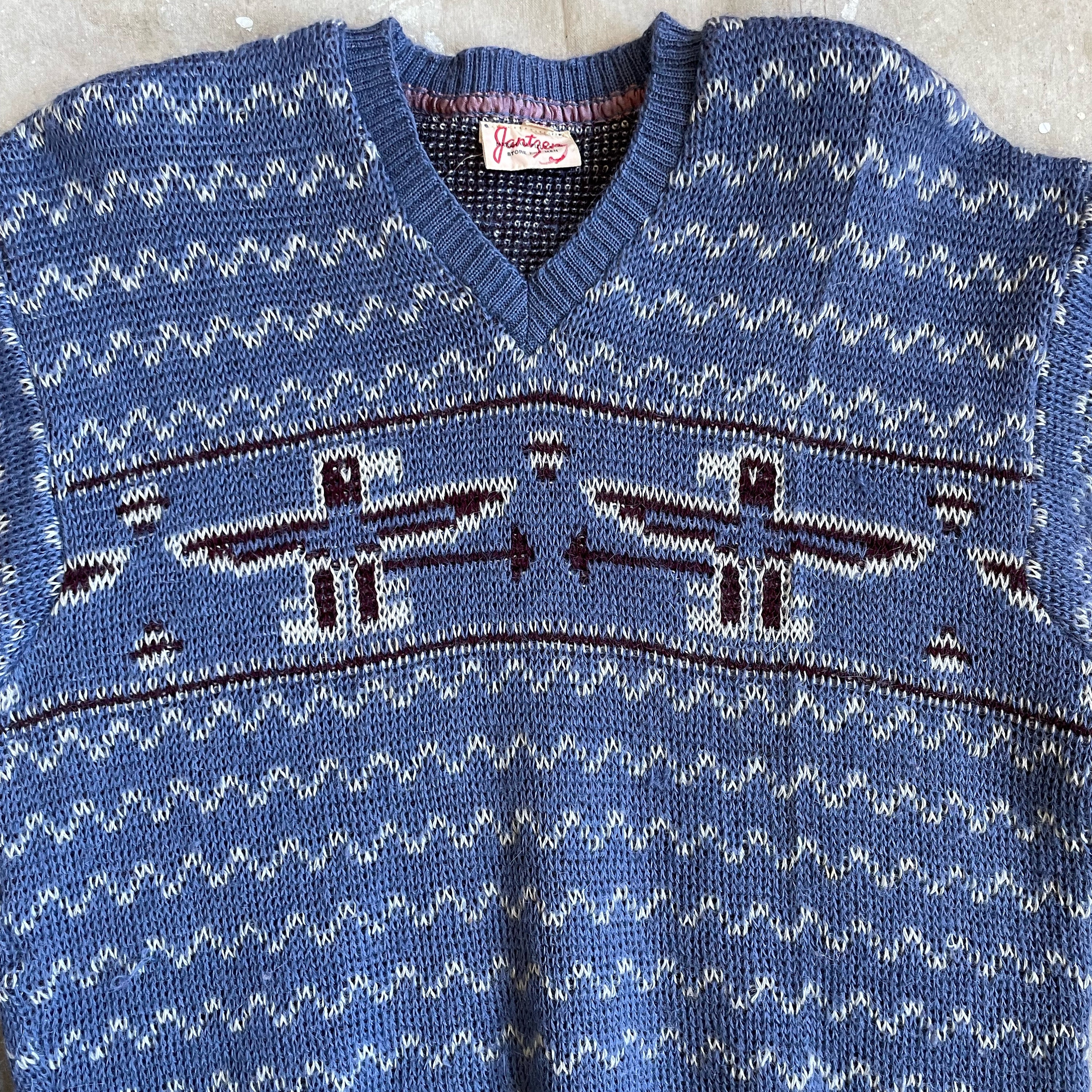 Size M Vintage 1940s Jantzen Thunderbird Novelty Knit V Neck 