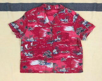 Size L Women’s Vintage 1990s Does 1950s Rayon Print Hawaiian Aloha Shirt with Loop Neck