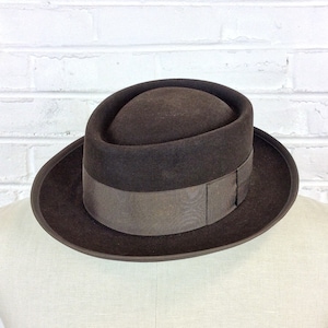 Size 6 7/8 Vintage 1950s 1960s Adam Hats Carbon Brown Porkpie Fedora Hat